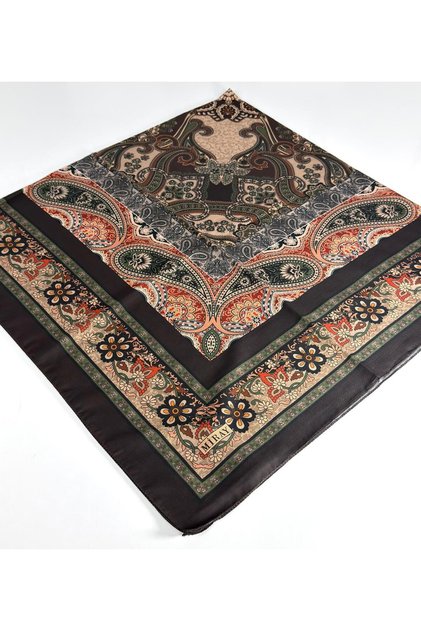 وشاح نيفادا كبير الحجم من القطن العضوي - 120 × 120 - 06452