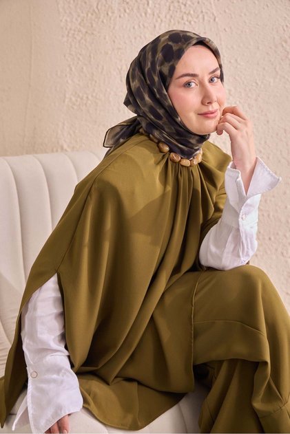 وشاح حرير تويل نوير أخضر عسكري 90x90