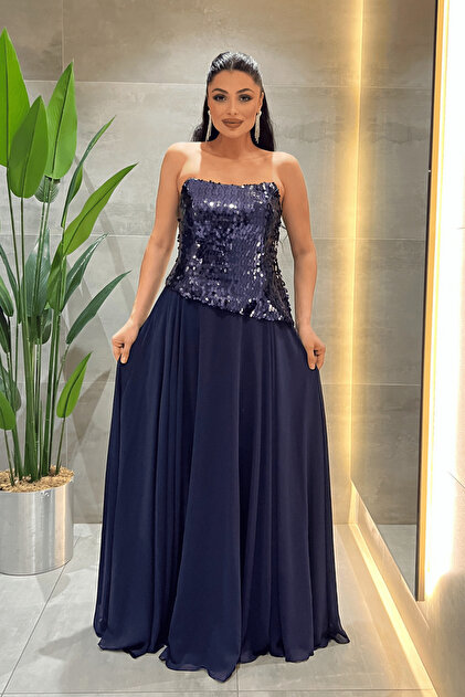 designer dress rent Vintage Emerald Green Velvet Maxi ASOS DESIGN chiffon draped Penelope is our top engagement party Size:11-12 Yrs