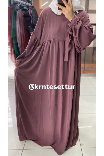 Dress with Tied Sleeves (Medina Silk)