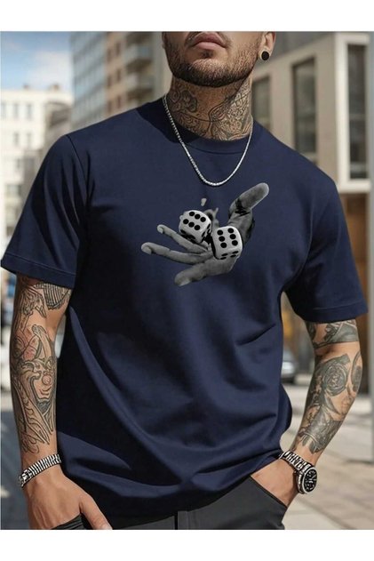 Tricou din bumbac pentru bărbați, cu design cu imprimeu Zar în mână