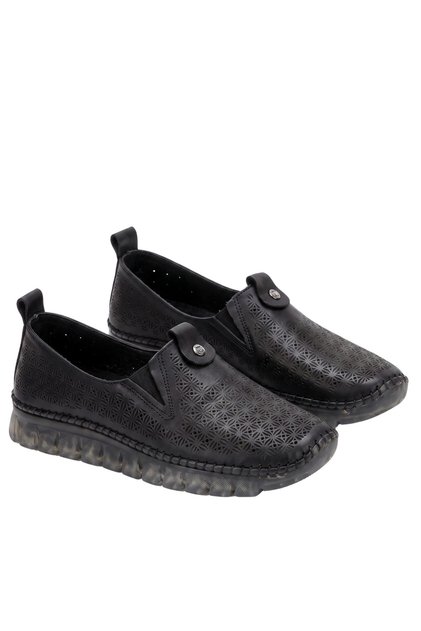 Kadın Deri Spor Ayakkabı Yazlık Lazer Kesim Nefes Alan Bağcıksız Günlük Rahat Slip On
