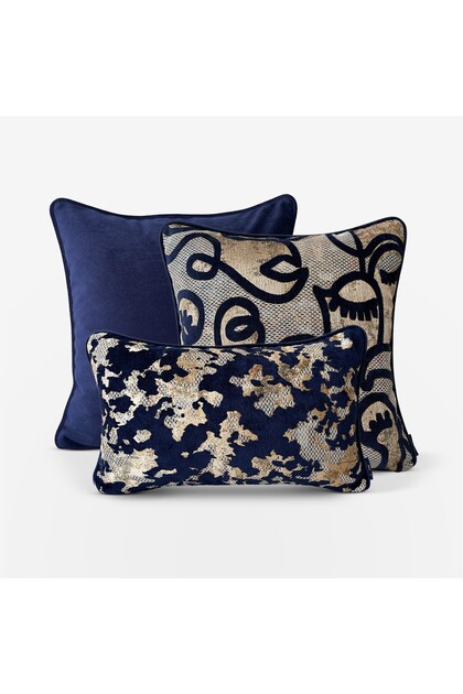 "Amore" Patterned Throw Pillow Cover Set - Navy Blue