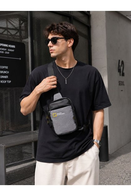Unisex Chest Crossbody Bag Suitable for Sports and Daily Use M-1019