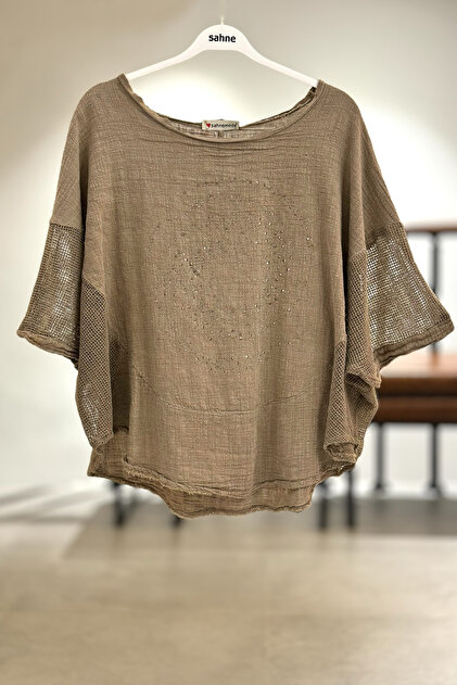Oversized Linen Blouse with Oval Stones on the Sides
