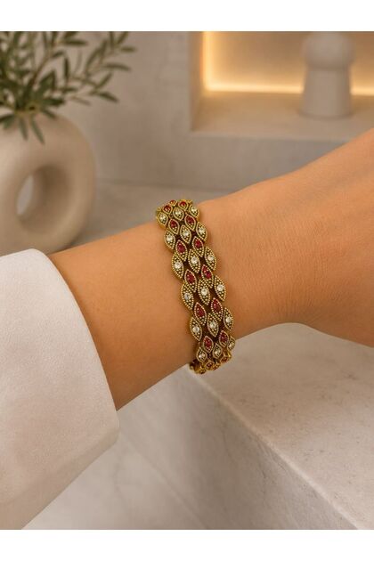 Red Stone Gold Vintage Bracelet