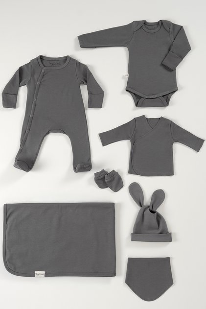 Chester 7 Piece Unisex Organic Cotton Baby Hospital Release Set and Newborn Gift Set