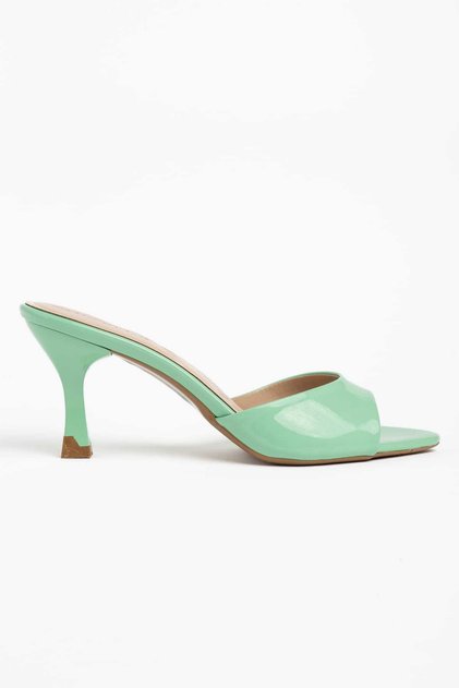 Bonbon Green Colored Heeled Slippers