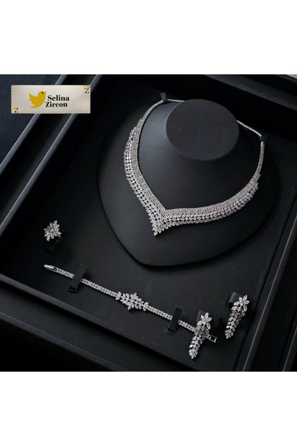 طقم اكسسوارات زركون راقي مع العلبه
