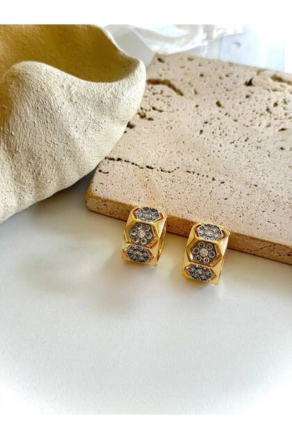 Women's Honeycomb Pattern Stone-Encutured Steel Earrings