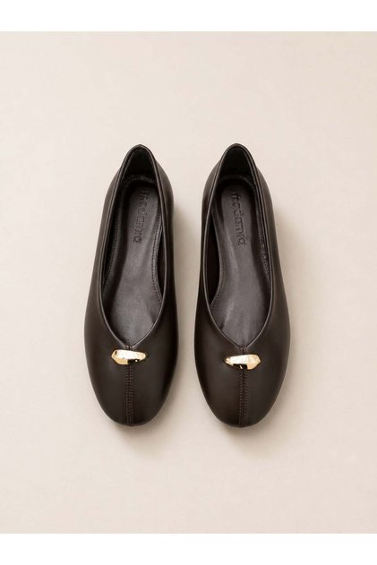 Brown Women's Elegant Metal Detailed Flat Sole Ballerinas – Suitable for Daily and Office Use