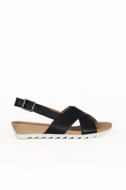 Black Leather Women's Flat Sandals 01Wj0800