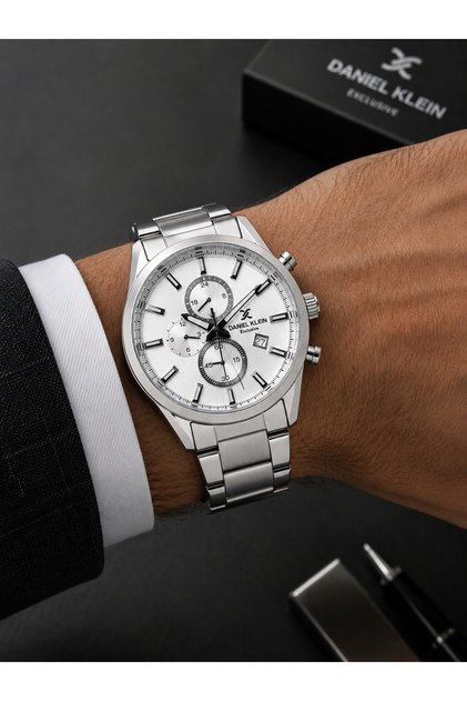 Engagement Groom Watch with Special Box Steel Band Black Dial Internal Functions Active 3 Atm Men's Wristwatch