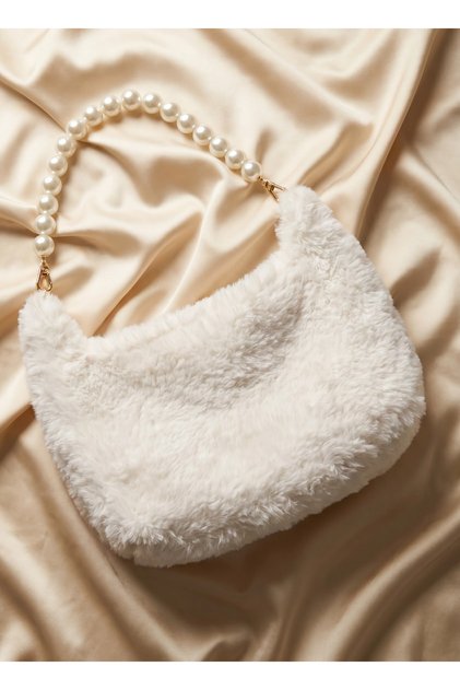 Special Design Pearl Detailed Feathered Handbag - with Inner Pocket & Hand Knitted