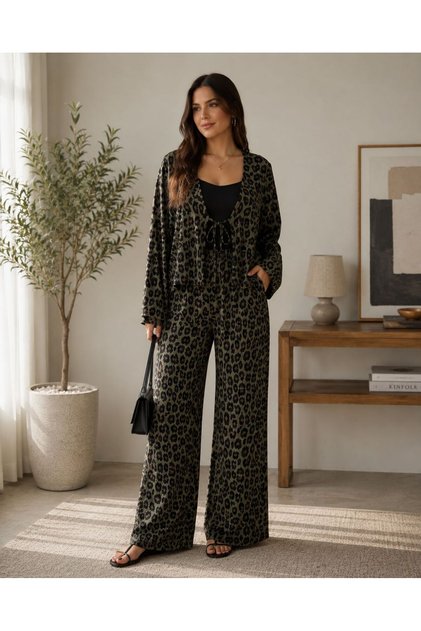Kadın Haki Leopar Desenli Bağlamalı Salaş Kimono Üst Geniş Paça Pantolon Alt-Üst Takım