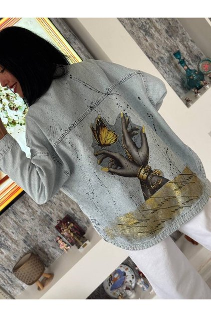 Kadın Baskılı Oversize Jean Gömlek – Sanatsal Denim Şıklığı 🦋✨