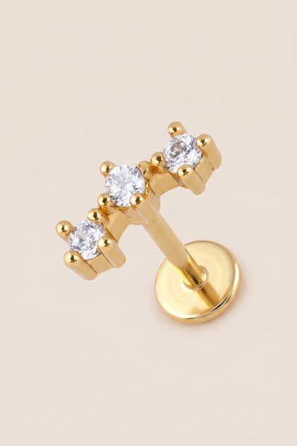 Altın Renkli Cerrahi Çelik Kavisli 3 Taşlı Flatback Piercing - Helix, Conch, Kıkırdak