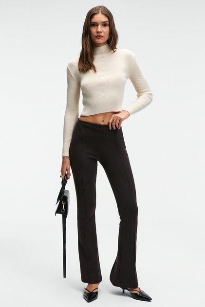 Calida women's stand-up collar ribbed look slim fit knitwear ecru sweater
