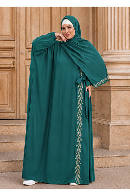 Luxurious Prayer Mat with a High-End Design That Combines Elegance and Comfort