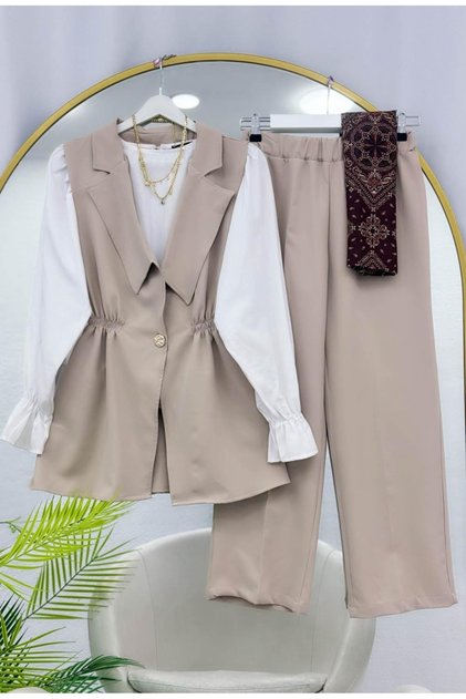Costum de damă cu pantaloni și detaliu cu nasturi în talie -0550