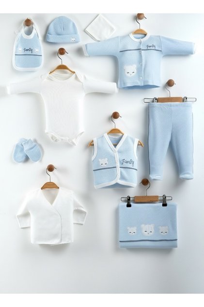 10-Piece Hospital Discharge Set Family Teddy Bear Embroidered Cotton Newborn Baby Set with Blanket