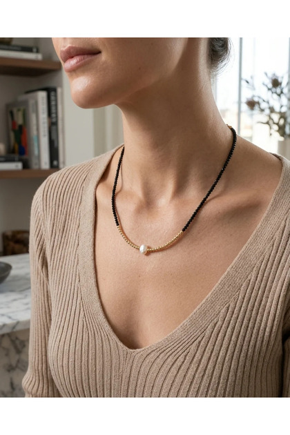 Ceramic Bead Women's Necklace Gold Dorika Bead Detailed Black Vintage Jewelry