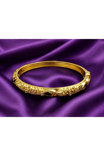 Gold Renk Siyah Beyaz Mineli Taş Detaylı Kelepçe Bileklik | Zarif Kadın Bileklik