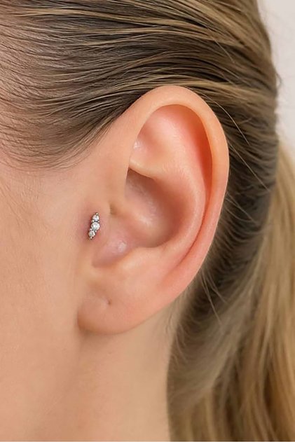 Gümüş Renk Taşlı Cerrahi Çelik Tragus/Kıkırdak Küpe/Piercing (Tek)