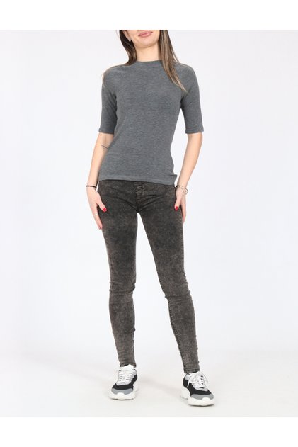 Pantaloni, Gri inchis