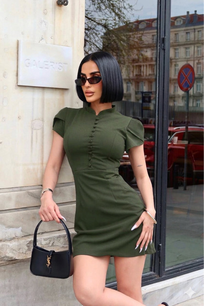 Дамска рокля с копчета от новата колекция на Viral