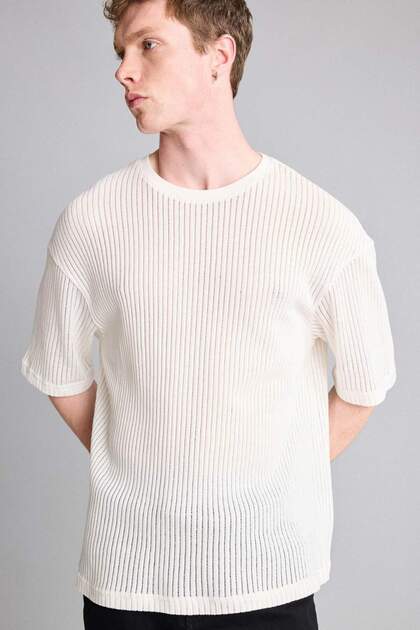 100% Cotton Boxy Fit Crew Neck Short Sleeve T-Shirt H7477Ax26Hs
