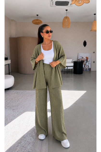 Khaki Casual and Stylish Outdoor Textured Comfortable Cut Double Suit, Suitable for Combinations