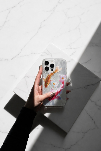 Iphone 14 Pro Uyumlu 3D Koi Balığı Desenli Şeffaf Hologram Premium Silikon Telefon Kılıfı