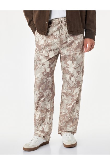 Comfortable Fit Cotton Camouflage Patterned Waist-Tie Jeans
