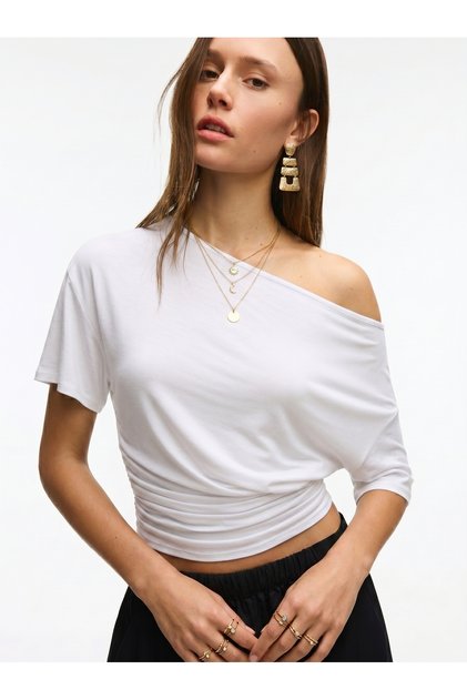 Asymmetrical Short-Sleeved Tee Crop T-Shirt