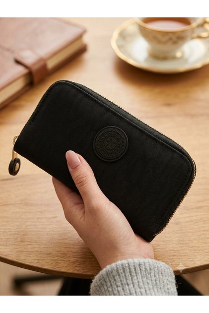 Trend Tasarım Siyah Kapitone Kadın Fermuarlı Cüzdan – Lüks Dokunuş