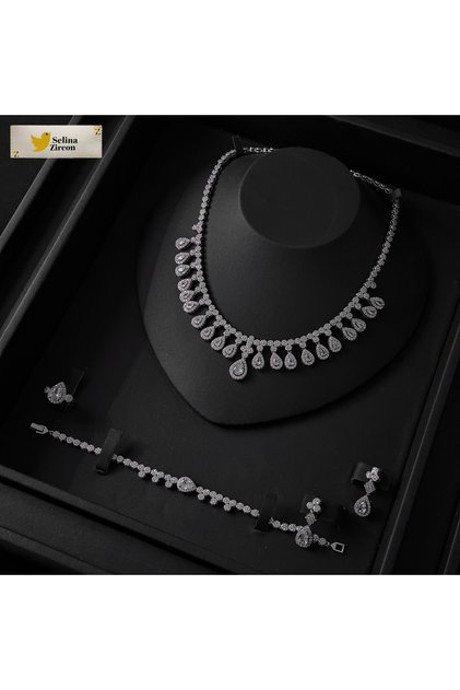 طقم اكسسوارات زركون مع العلبه