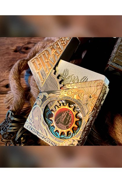 Pirate (Daylight) Oyun Kartı Mekanik Kutulu