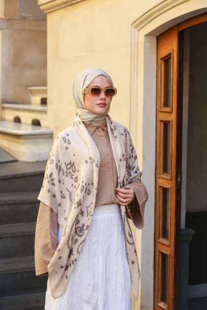 Lusso Shoulder Shawl - Cream Mink