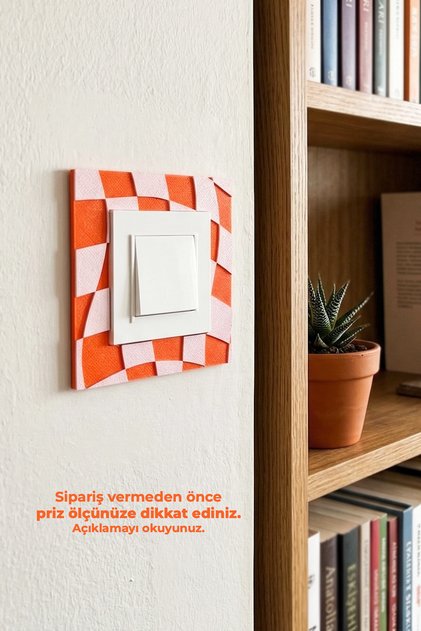 Cadru decorativ colorat pentru priză cu model de dame