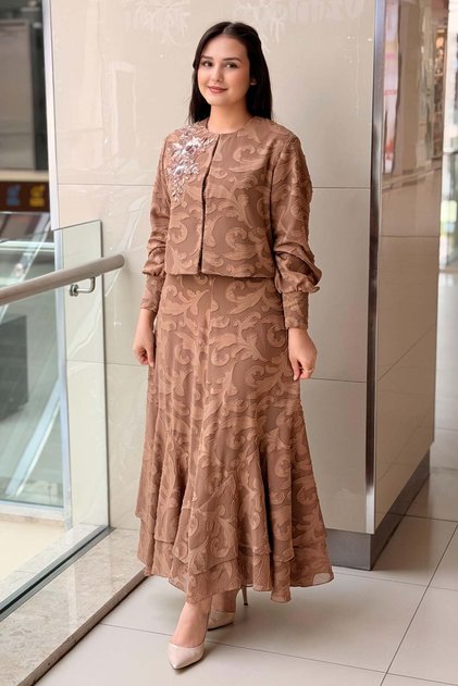 Floral Beaded Sequin Embroidered Collar Evening Dress Set with Skirt