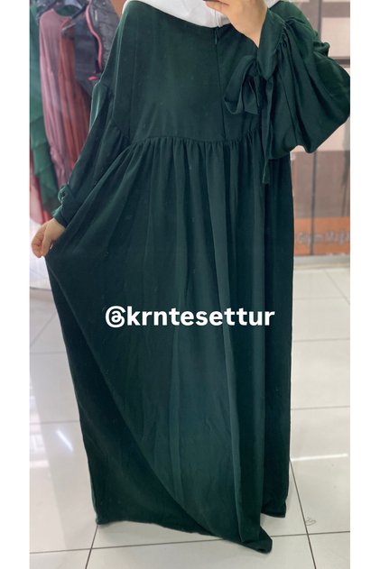 Dress with Tied Sleeves (Medina Silk)