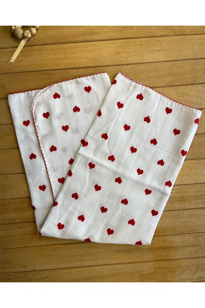Red Heart Patterned Single Layer Muslin Blanket – 1 Month / 6 Months / 12 Months Unisex Baby Muslin Blanket