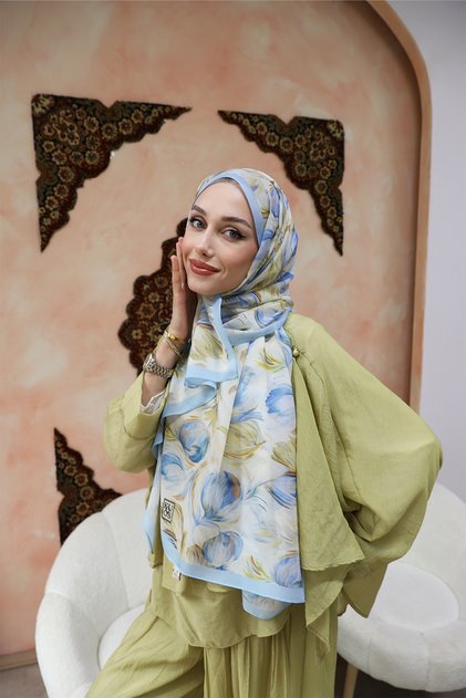 Tulip Breeze Paris Silk | Non-Slip Patterned Hijab Shawl