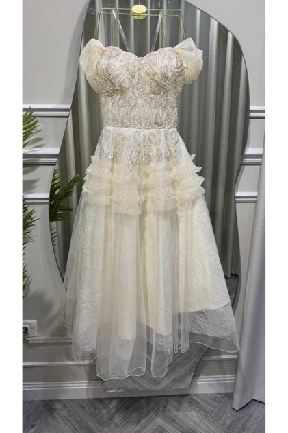 Luxury Embroidery Embellished Midi Dress with Layered Tulle Skirt