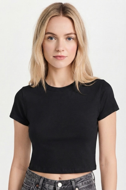 Pomonte Model Body Pamuklu Esnek Kumaşlı Kısa Kollu Basic Comfort Crop Siyah Renk