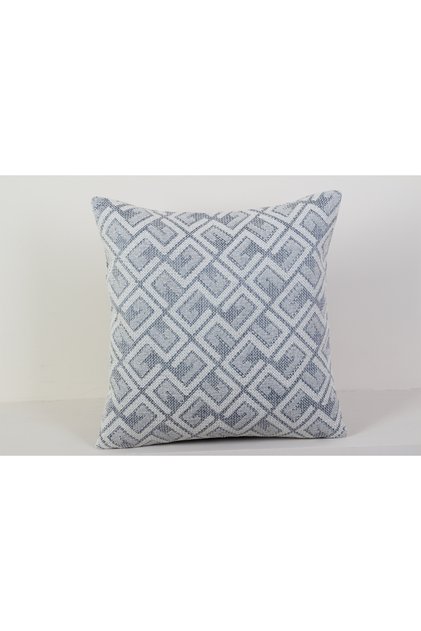 Gray Geometric Patterned Decorative Woven Throw Pillow Cover