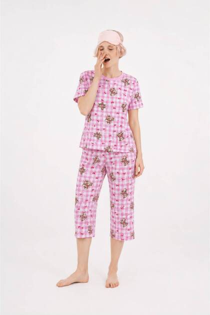 100% Cotton Combed Cotton Capri Pajama Set Short Sleeve T-Shirt and Capri Pajama Bottoms