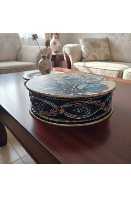 صندوق مجوهرات مزخرف بنقوش بارزة 30x30 سم
