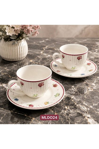 Set of 2 Flower Patterned Porcelain Coffee Cups